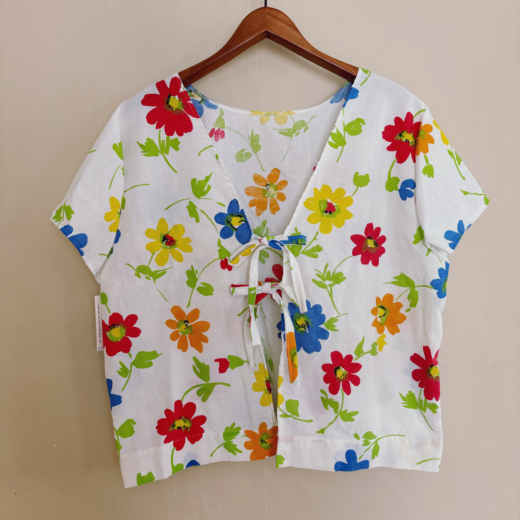 Size XXL Floral Tie Top