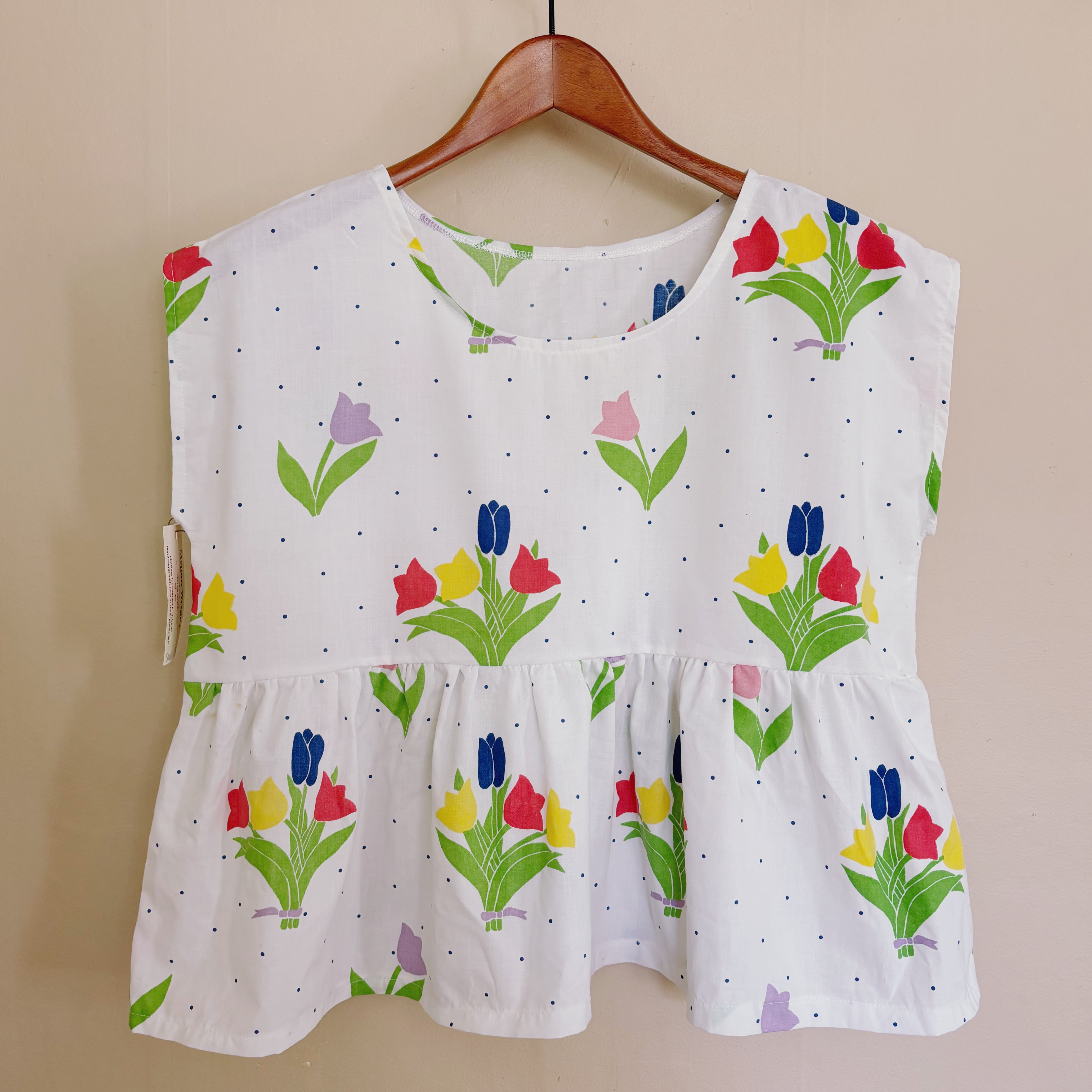 Indulge yourself in satin balloon peplum tops. mini