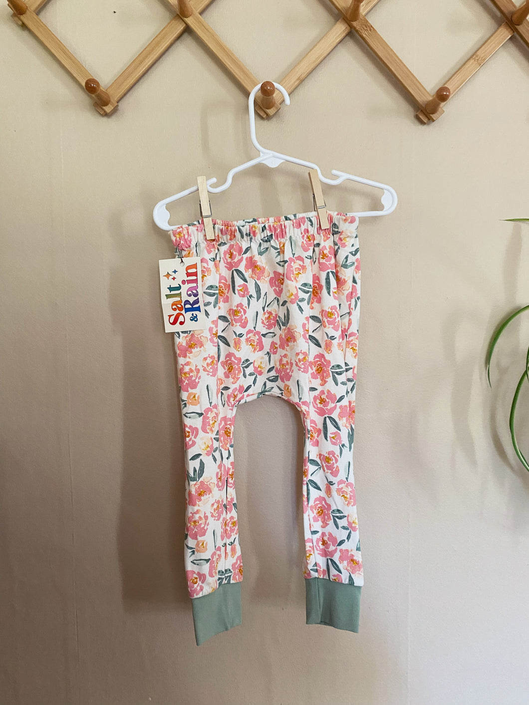 Size 2/3T Floral Harem Pants