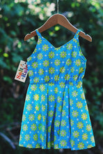 Size 2T Retro Floral Dress