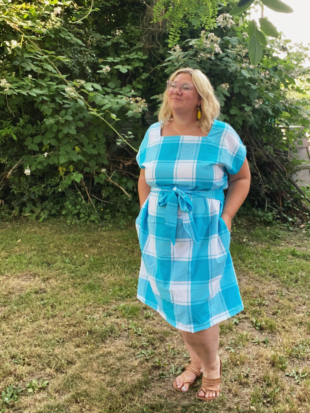 Women’s Box Top Dress with belt tie